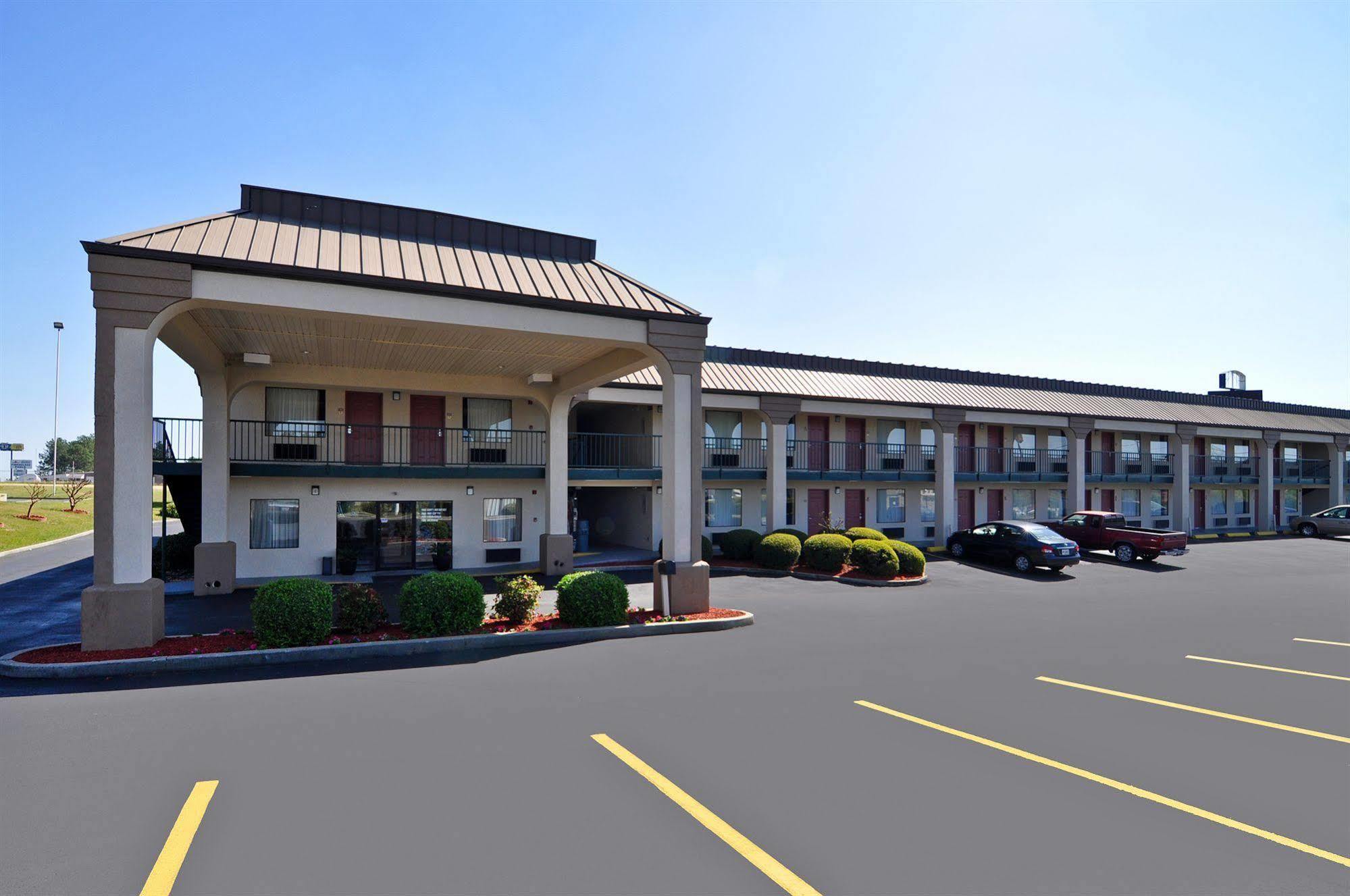 Quality Inn Ashburn Exterior foto